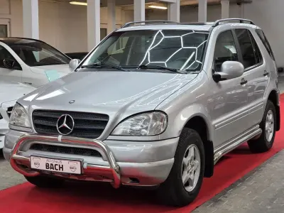 Gebraucht Mercedes ML320 218 PS (160 kW) 1999 Silber SUV