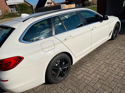 Gebraucht BMW 520 Performance 190 PS (139 kW) 2018 Weiß Kombi
