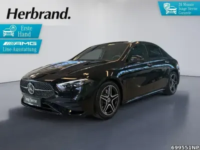 Gebraucht Mercedes A250 AMG 224 PS (164 kW) 2025 Metalliclack kosmosschwarz Limousine