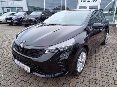 Nieuw Renault Clio V Evolution 101 PK (74 kW) 2025 Zwart Sedan