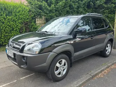 Gebraucht Hyundai Tucson GLS 141 PS (103 kW) 2008 Schwarz SUV