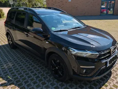 Gebraucht Dacia Jogger Extreme 110 PS (80 kW) 2022 Schwarz Van / Kleinbus