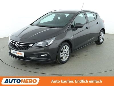 Gebraucht Opel Astra Edition 125 PS (91 kW) 2015 Grau Limousine
