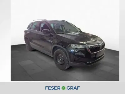 Gebraucht Skoda Karoq Selection 150 PS (110 kW) 2025 Schwarzmagic perleffekt SUV
