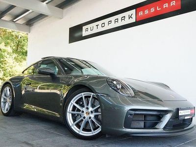 Porsche 911 Carrera 4 GTS