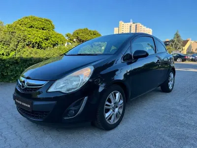 Gebraucht Opel Corsa Edition 87 PS (63 kW) 2012 Schwarz Kleinwagen