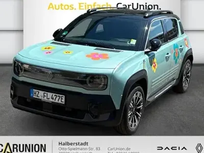 Gebraucht Renault 4 E-Tech Iconic 110 kW (150 PS) 2025 Hautsdefrancegrün, black pearlschwarz metallic SUV