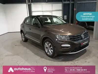 Gebraucht VW T-Roc Style 150 PS (110 kW) 2019 Braun SUV
