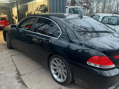BMW 735