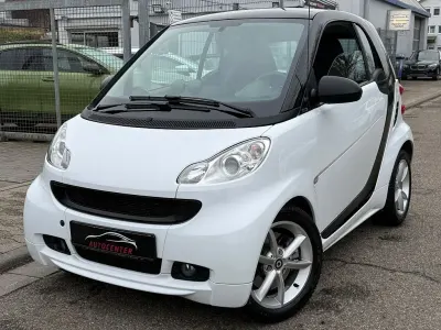 Gebraucht Smart ForTwo Coupé 71 PS (52 kW) 2011 Schwarz Coupé