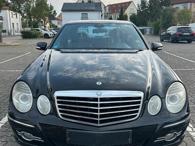 Mercedes E320