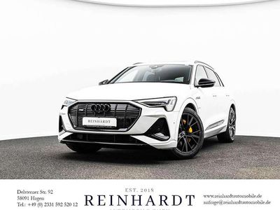 Gletscherweiß metallic Gebraucht 2022 Audi e-tron Black Edition SUV | 38.848 € (Guter Preis)