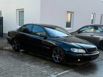Gebraucht Opel Omega 211 PS (155 kW) 1998 Schwarz Limousine