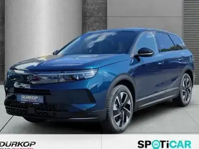Neu Opel Grandland X Ultimate 145 PS (106 kW) 2026 Spektrum blau SUV