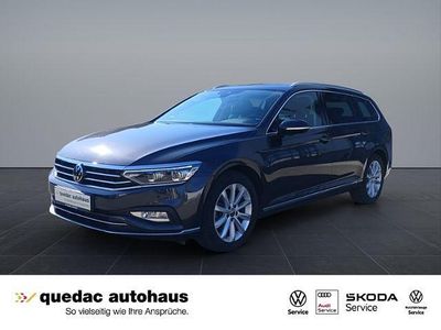 Usata VW Passat 150 CV (110 kW) 2022 Grigio Station wagon
