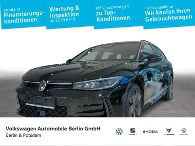 Gebraucht VW Passat R-line 177 PS (130 kW) 2025 Grenadillschwarz metallic Kombi