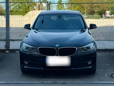 Gebraucht BMW 318 Gran Turismo Comfort Edition 150 PS (110 kW) 2015 Schwarz Limousine