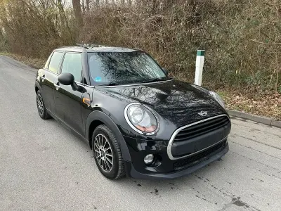 Używany Mini One D 95 KM (69 kW) 2015 Czarny Hatchback