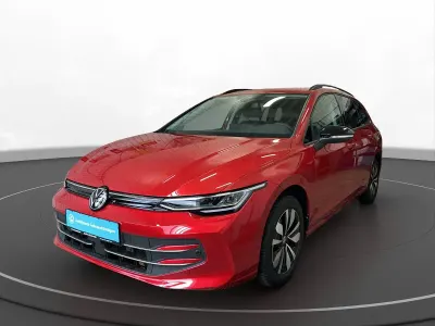 Second-hand VW Golf VIII Goal 116 CP (85 kW) 2024 Roșu Break
