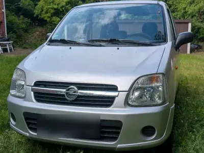 Gebraucht Opel Agila 44 PS (32 kW) 2005 Silber Van / Kleinbus