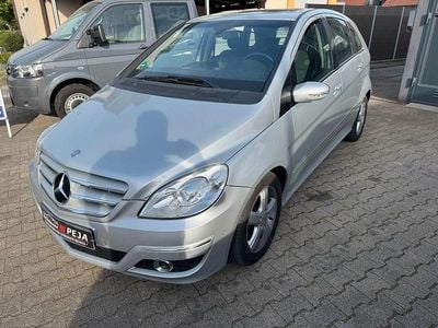 Begagnad Mercedes B200 193 HK (141 kW) 2005 Silver Minibuss