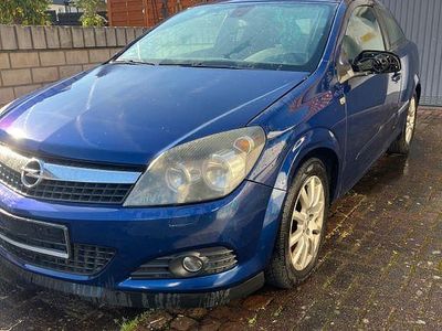 Usata Opel Astra GTC Catch Me 150 CV (110 kW) 2008 Blu Berlina