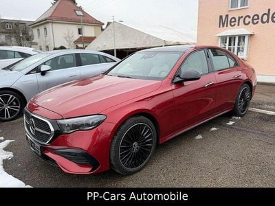 Rot Gebraucht 2023 Mercedes E220 AMG Line Premium Plus Limousine | 59.750 € (Fairer Preis)