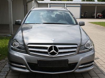 Gebraucht Mercedes C220 170 PS (125 kW) 2011 Silber Kombi
