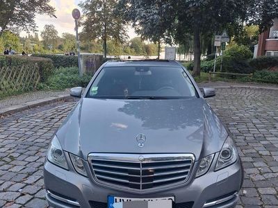 Gebraucht Mercedes E350 Elegance 231 PS (169 kW) 2010 Grau Limousine