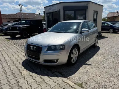Gebraucht Audi A3 Ambiente 105 PS (77 kW) 2006 Lichtsilber metallic Kleinwagen