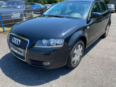 Gebraucht Audi A3 Ambiente 102 PS (75 kW) 2005 Brillantschwarz Kleinwagen