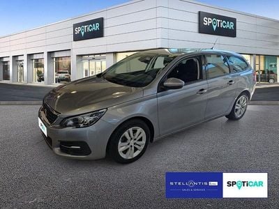 Grau Gebraucht 2020 Peugeot 308 Active Kombi | 9.990 € (Guter Preis)