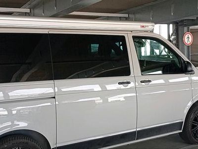 Second-hand VW Multivan 150 CP (110 kW) 2021 Gri Monovolum