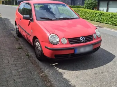 Gebraucht VW Polo 75 PS (55 kW) 2002 Rot Limousine