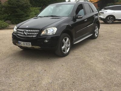 Gebraucht Mercedes ML320 224 PS (164 kW) 2008 Schwarz SUV