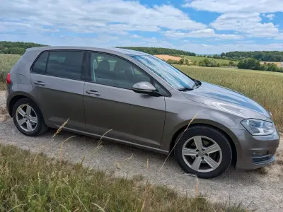 Gebraucht VW Golf VII Comfortline 140 PS (102 kW) 2014 Grau Limousine