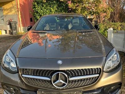 Gebraucht Mercedes SLC300 245 PS (180 kW) 2018 Grau Cabrio