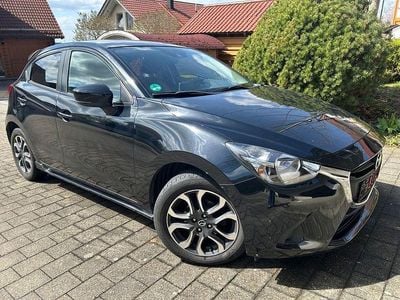 Usado Mazda 2 Edition 90 HP (66 kW) 2017 Preto Sedan