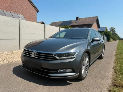 Gebraucht VW Passat 239 PS (175 kW) 2016 Grau Kombi