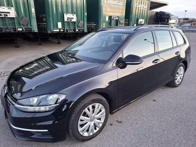 Gebraucht VW Golf VII IQ Drive 116 PS (85 kW) 2019 Schwarz Kombi