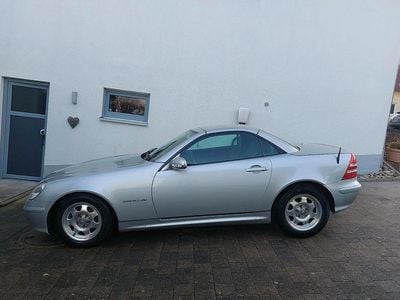 Gebraucht Mercedes SLK200 163 PS (119 kW) 2002 Silber Cabrio