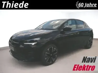 Gebraucht Opel Corsa-e Sport 100 kW (136 PS) 2023 Dimant schwarz metallic Kleinwagen