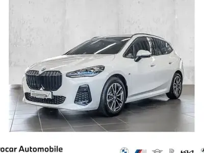 Gebraucht BMW 223 Active Tourer Luxury Line 218 PS (160 kW) 2025 Weiß Van / Kleinbus