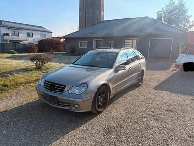 Mercedes C220