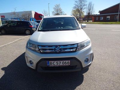 Second-hand Suzuki Vitara Club 120 CP (88 kW) 2016 Argintiu SUV