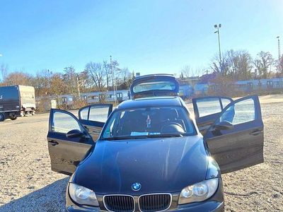 Gebraucht BMW 116 122 PS (89 kW) 2007 Schwarz Kleinwagen