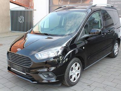 Gebraucht Ford Tourneo Courier Trend 101 PS (74 kW) 2019 Schwarz Van / Kleinbus