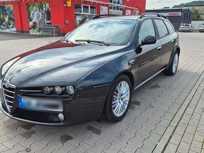 Schwarz Gebraucht 2010 Alfa Romeo 159 Kombi | 5.990 € (Teuer)