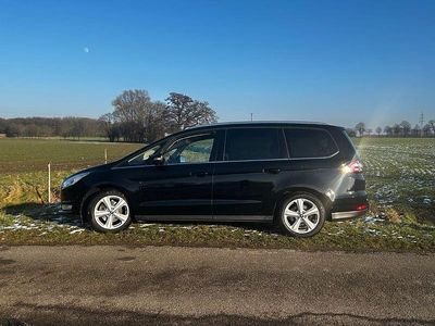 Schwarz Gebraucht 2017 Ford Galaxy Titanium Van / Kleinbus | 14.200 € (Guter Preis)