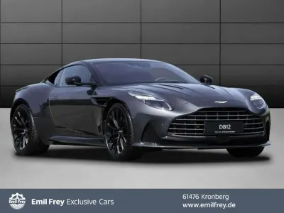 Neu Aston Martin DB12 680 PS (500 kW) 2026 Grau Coupé